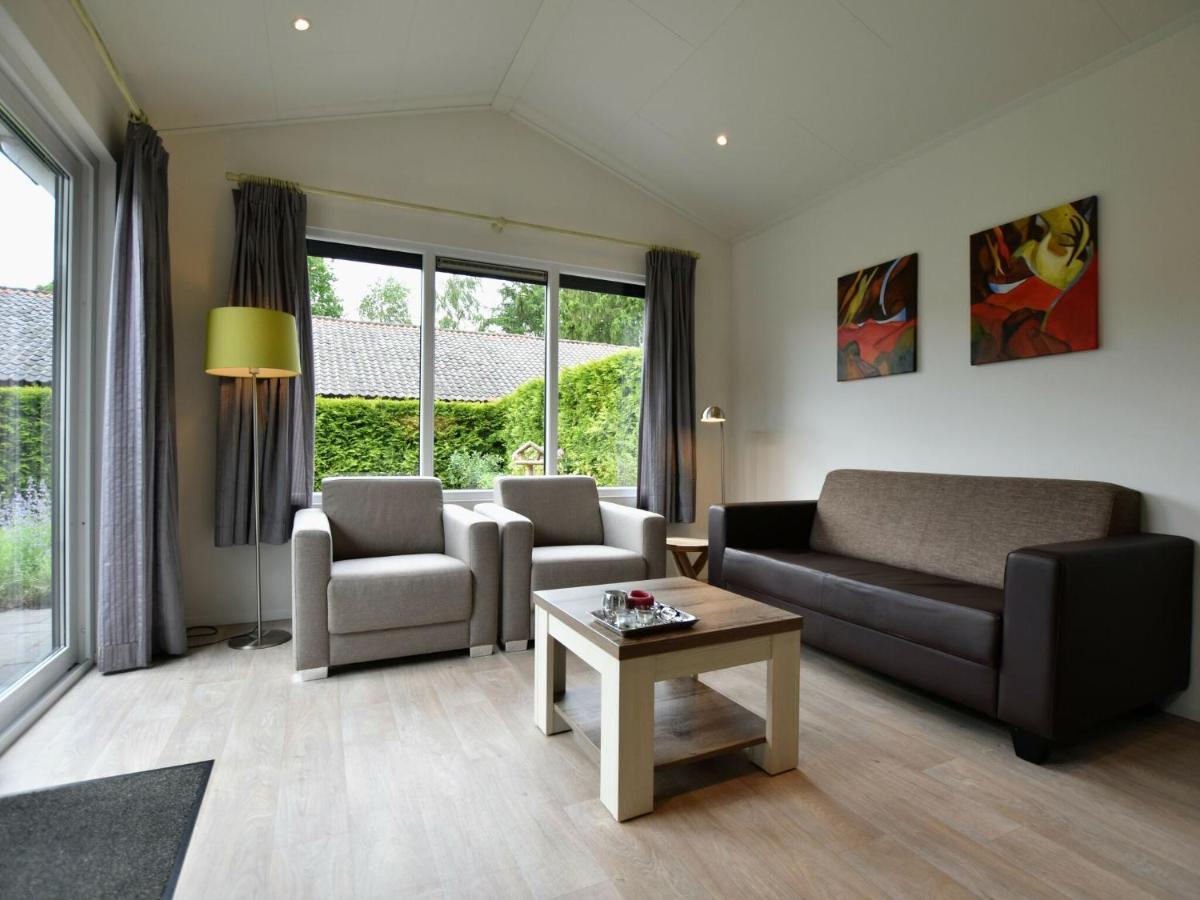 Spacious Chalet In Wolfheze With Garden المظهر الخارجي الصورة